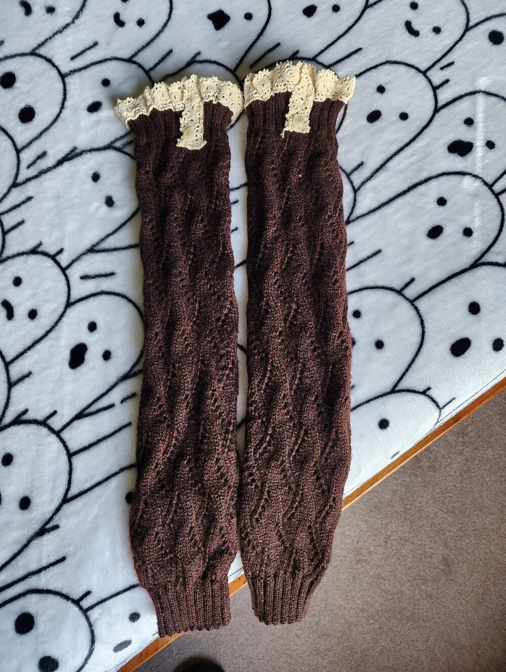 Handmade Brown Cable Knit Leg Warmers with Cream Lace Trim